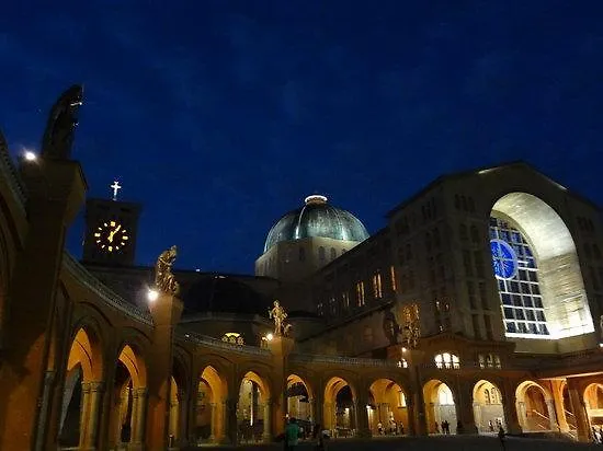 Casa Proxima A Basilica